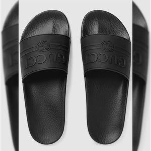 Gucci Logo rubber slide sandal